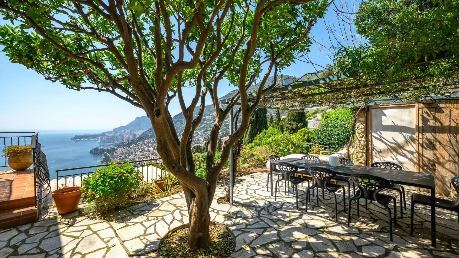 Beautiful Villa With Sea View In 罗克布吕讷-卡普马丹 0*,  法国